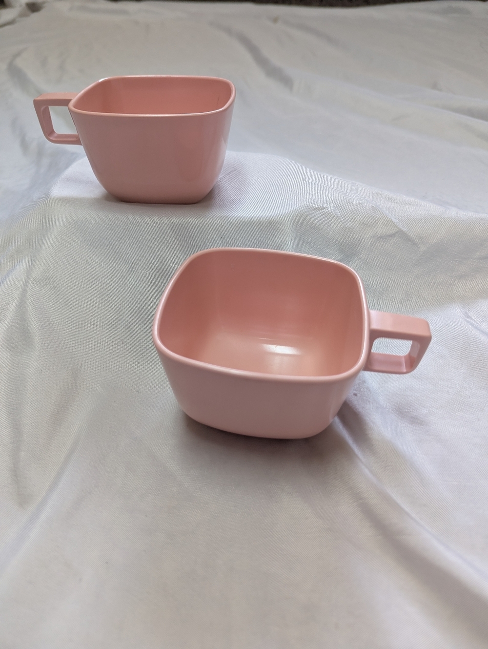 Vintage Retro Brookpark Melamine Melmac Pink Square Tea Cups Set Of 2 MCM